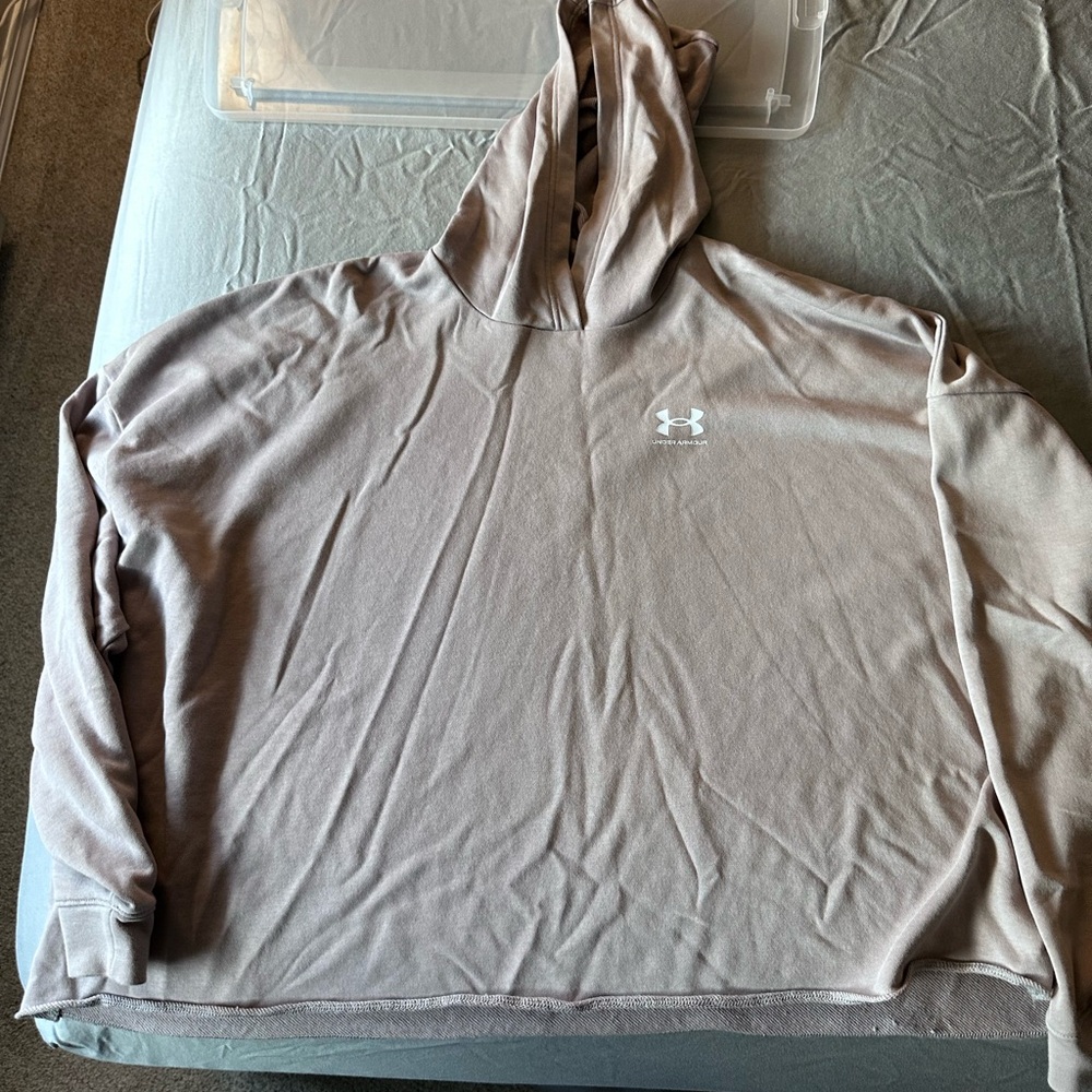 Under Armour Oversized Crop Lightweight Hoodie